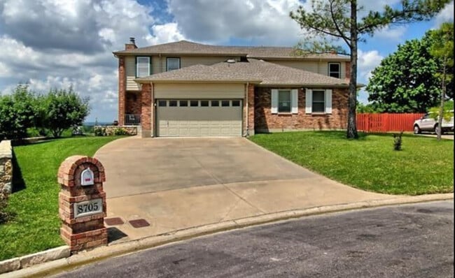 Photo - 8705 Township Ct House