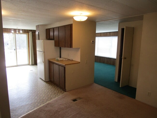 Photo - Manufactured Home on Acreage with Cascade Mountain Views! - Available Soon!