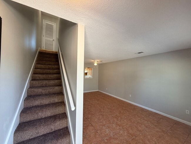 Building Photo - 2 bed/ 2.5 bathroom townhome in Remerton, GA Unit 372 - D2