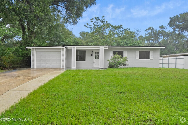 Building Photo - 7151 King Arthur Rd N Rental