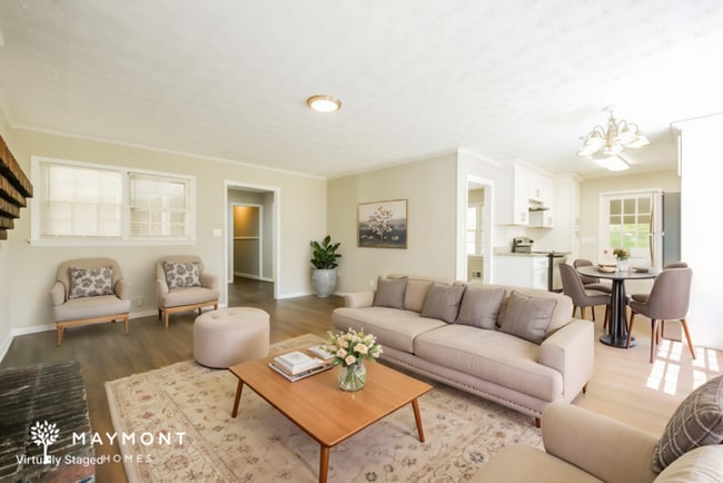 Photo - 4136 Moore Rd