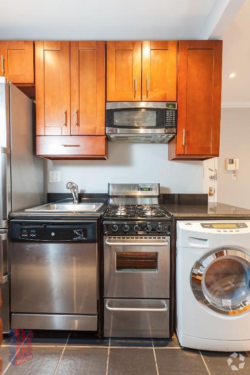 Building Photo - 416 East 13 (1st Ave & Ave A), #2C Unit 2C Rental