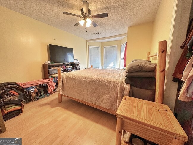 Photo - 3900 Greenville Rd