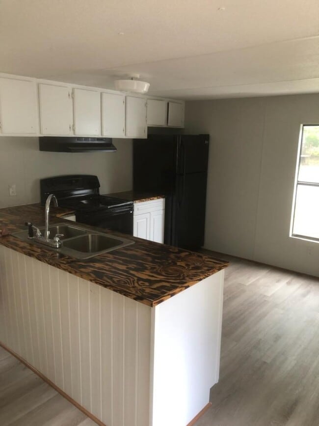 Photo - 147 Cherrie Murrell St