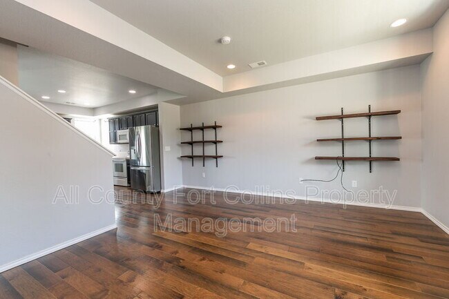 Photo - 538 Winnipeg Ct