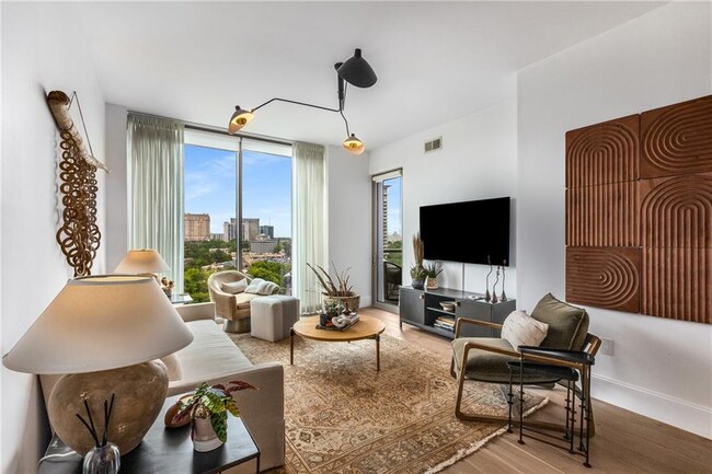 Photo - 2795 Peachtree Rd NE Condo Unit 1203