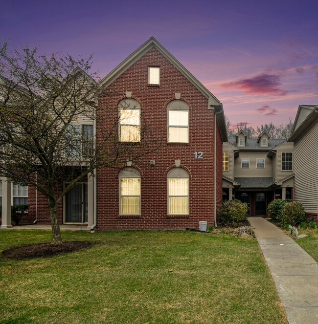 Photo - 799 Addington Ln