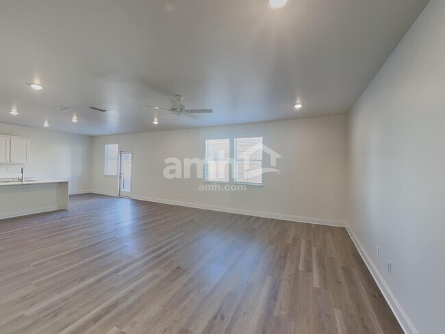 Photo - 3504 Shane Hill Rd SW