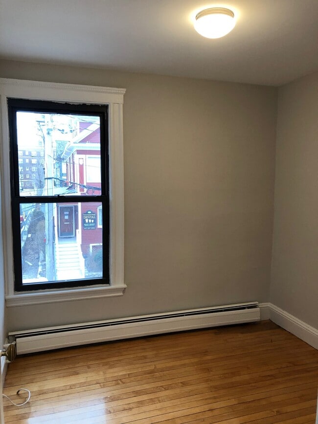 Photo - 9 Upland Rd Unit 4