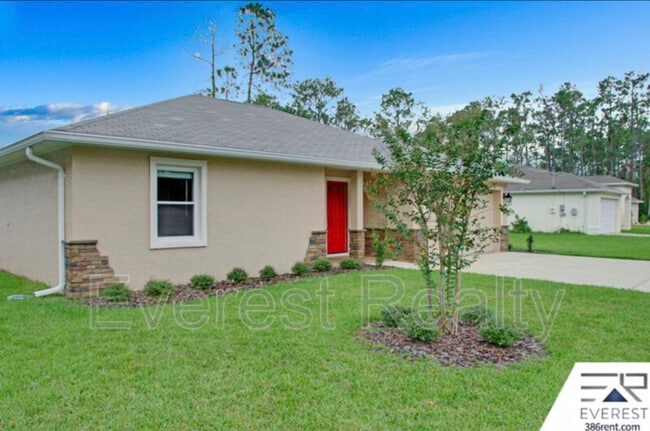 Photo - 92 Rickenbacker Dr