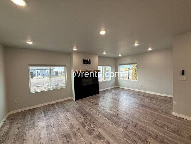 Photo - Half Off First Months Rent in Davenport! Unidad #4 1 bed/1 bath