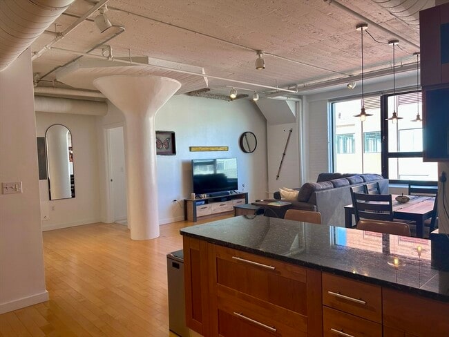 Photo - 210 South St Unit 11-3