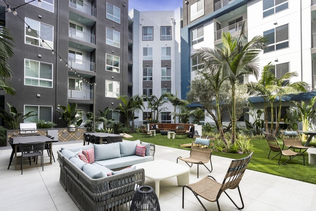 Broadstone Edition apartments — community photo