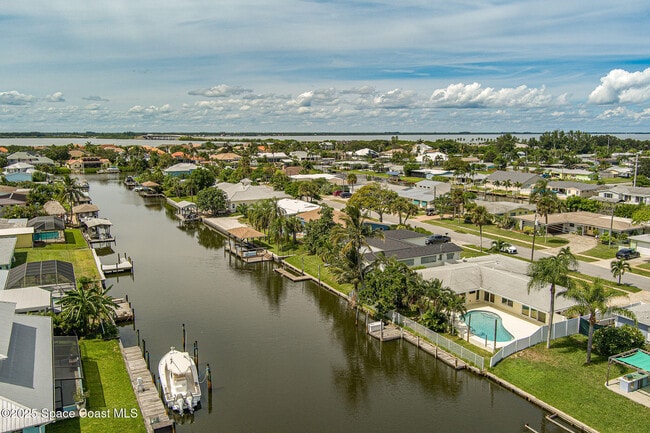 Photo - 458 Sandpiper Dr