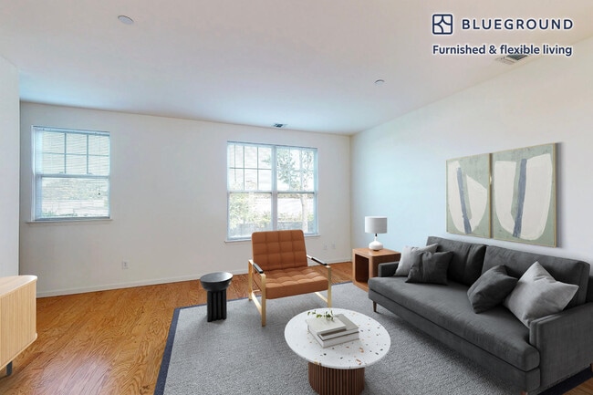 Building Photo - 998 Stewart Ave Unit FL1-ID2403A Rental