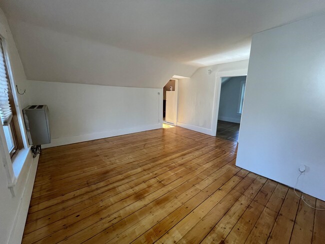 Photo - 87 Granger St