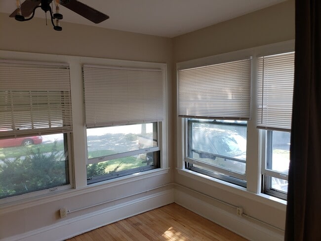 Photo - 415 5th Ave SE Unit Lower