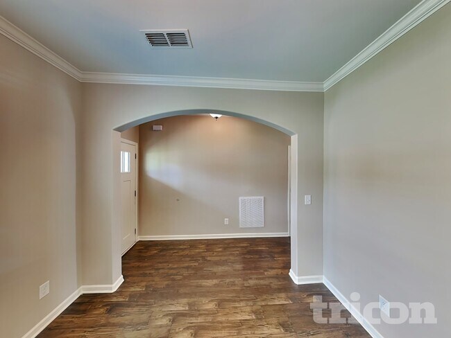 Photo - 1113 Carrington Pl