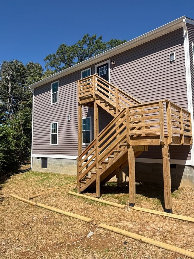 Building Photo - New Construction Second Floor Duplex