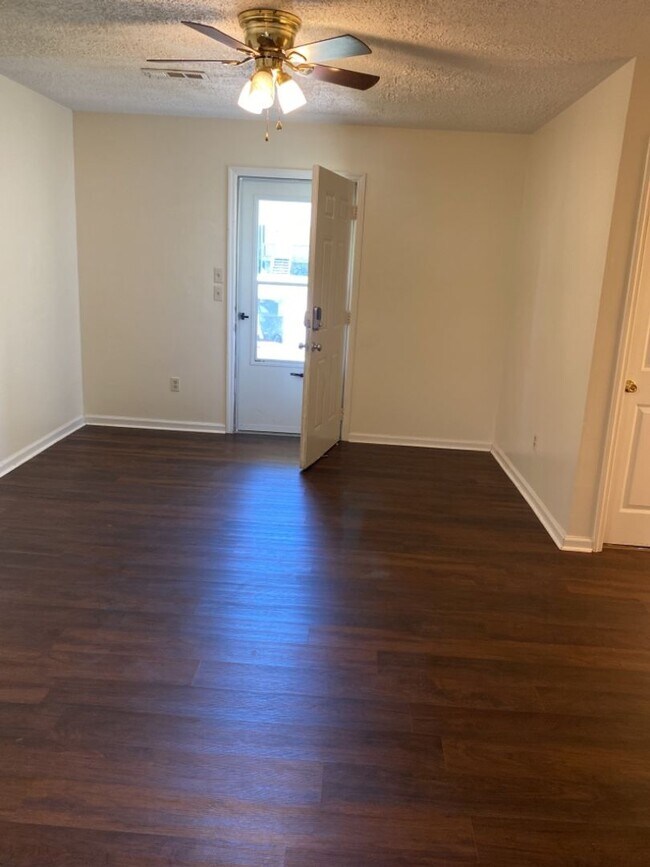 Photo - 232 Dogwood Pointe Dr Unidad 1
