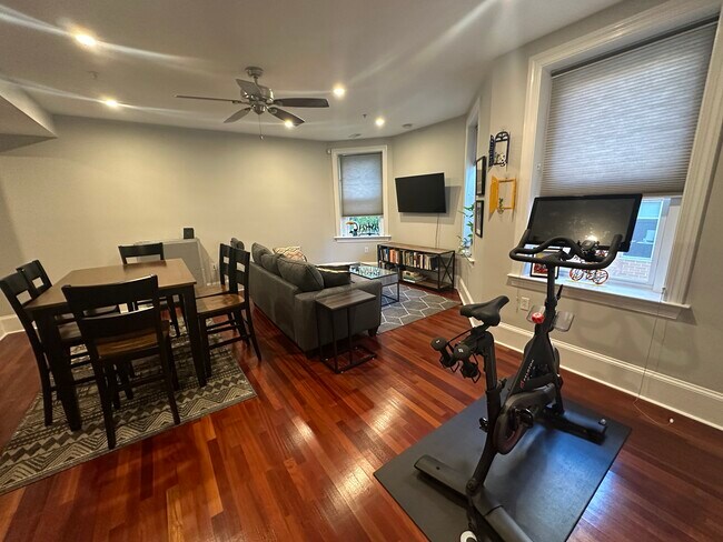 Photo - 1324 Euclid St NW Unit Euclid St