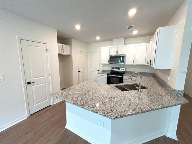 Photo - 734 Stoney Pointe Cir