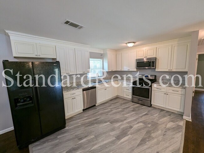 Photo - Ranch in Atlanta