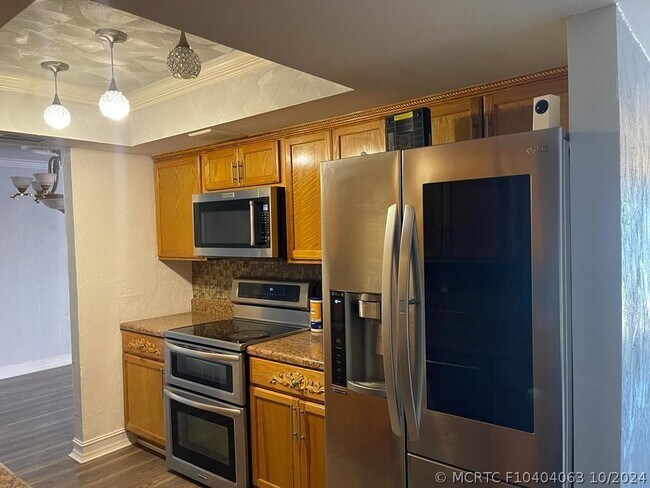 Photo - 8241 SW 9th St