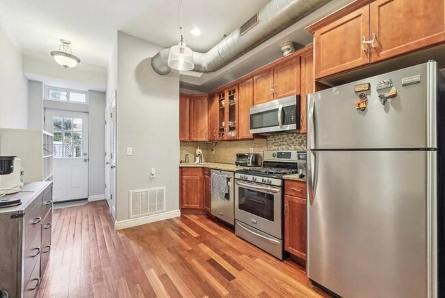 Photo - 96 Bowers St Unit 1L