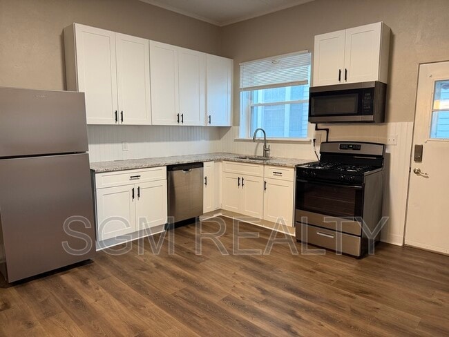 Building Photo - 316 W Mill St Unit Apt. 3