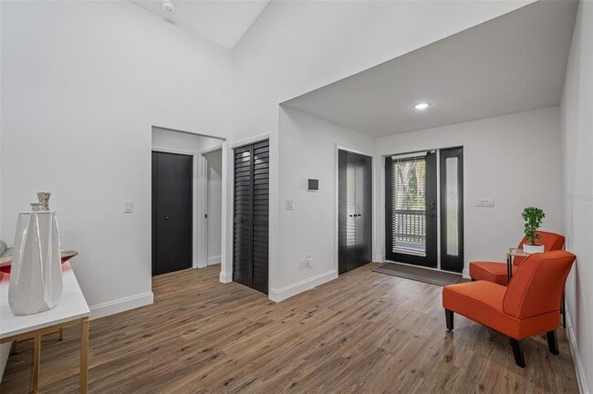 Photo - 3717 E Clifton St