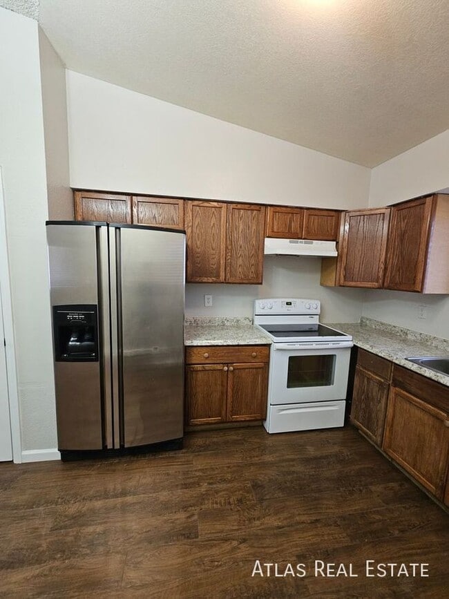Photo - 306 E Vine Cir Apartment