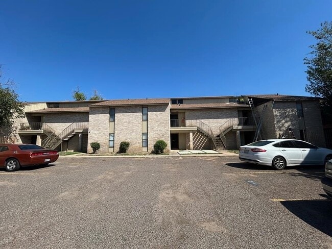 Photo - 100 Hillside Rd Unit 113