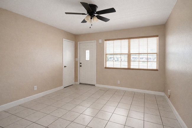 Photo - 1924 Coronado Rd