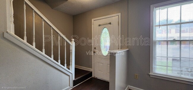 Photo - 1681 Winchester Way SE