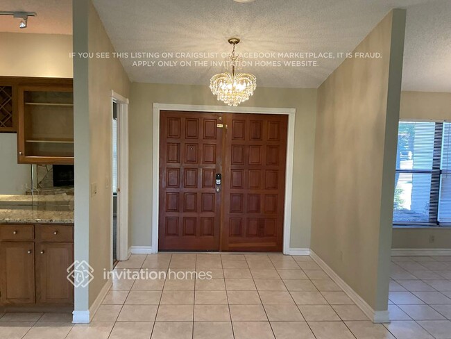 Photo - 2814 Luce Dr N