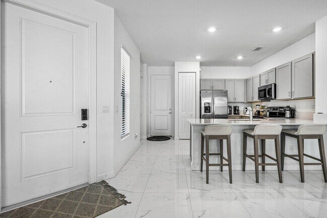 Photo - 4111 Plum Tree Ln