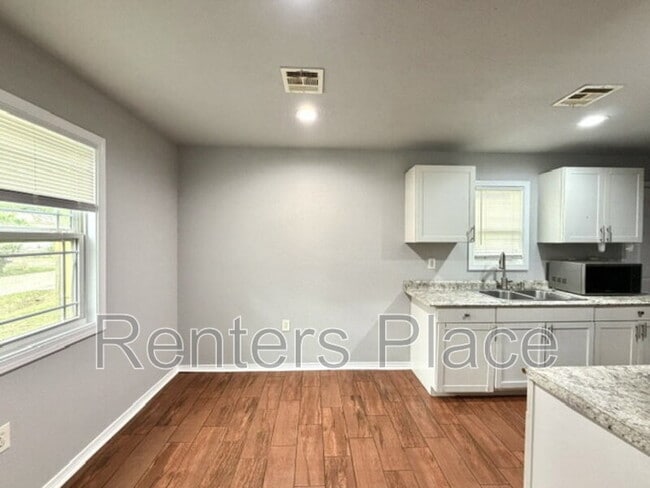 Photo - 2326 N Atlanta Pl