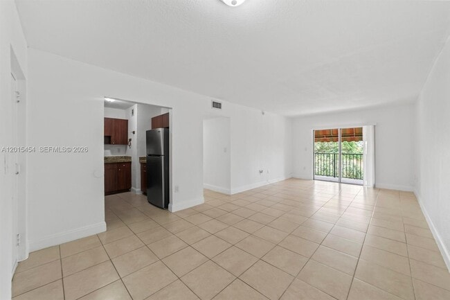 Photo - 525 W 69th St Unit 306