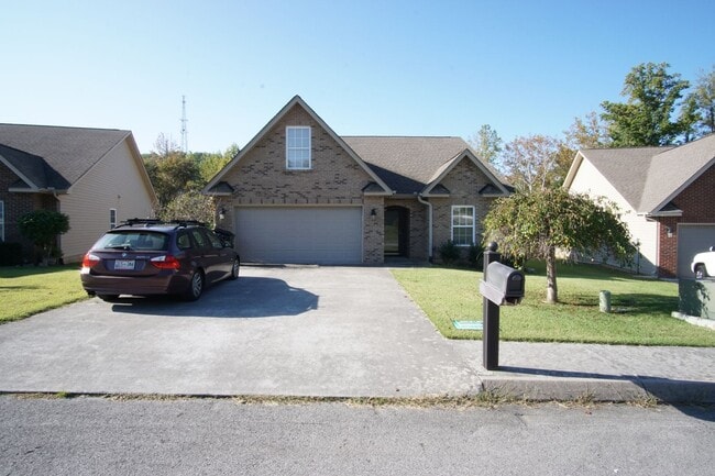 Hardin Valley rancher! - Hardin Valley rancher! House