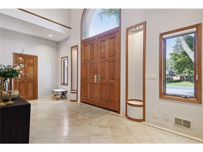 Photo - 10481 Bluff Rd