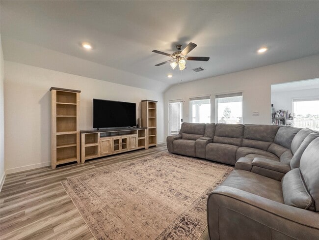 Building Photo - 8706 Marlow Dr