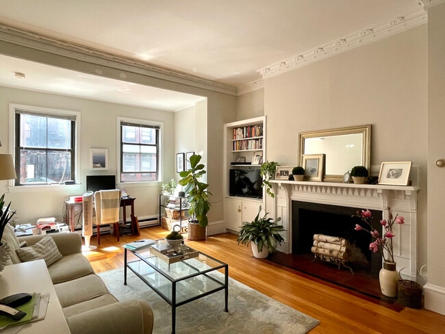 Photo - 314 Marlborough St Unidad 3