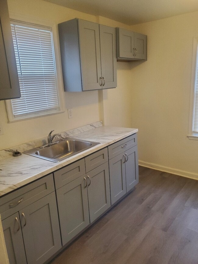 Photo - 20509 McCormick St