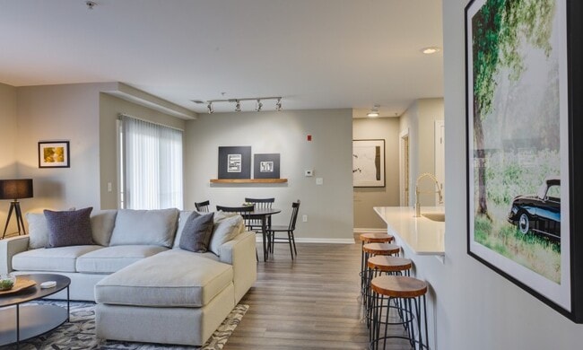 Spacious living areas - Pembroke Woods