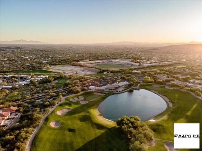 Building Photo - Single family residence