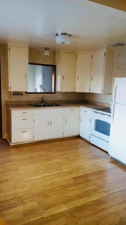 Photo - 628 Washakie St