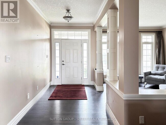 Photo - 407 Kingbird Ct