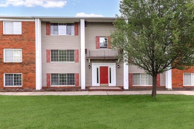 Candlewyck Park Apartments