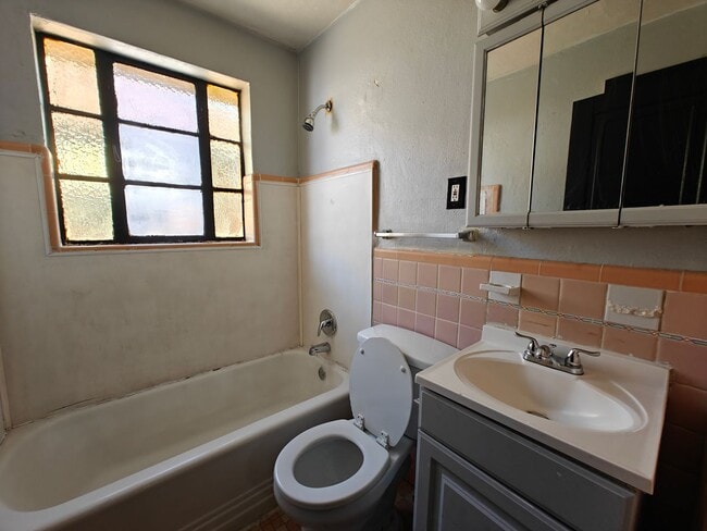 Photo - 2 Bedroom Home